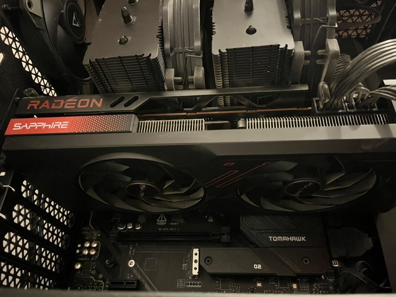 Vand/Schimb Sapphire Pulse Radeon RX 7800 XT 16GB Garantie Valabila pana în Decembrie 2027. - Image 2